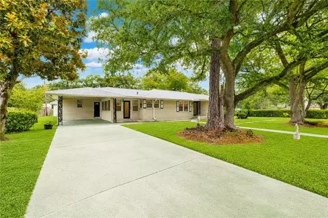 Exterior - 836 Daney St, Slidell, LA 70458 photo 5 of 7