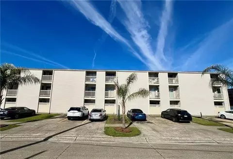 2330 Edenborn Ave #323, Metairie, LA 70001