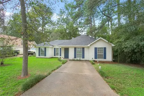 Exterior - 70447 J St, Covington, LA 70433 photo 2 of 4