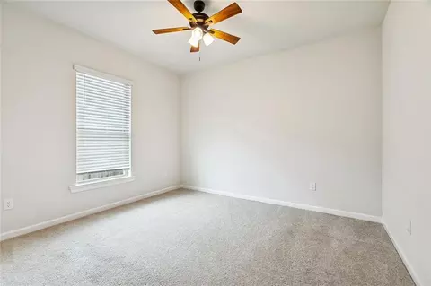 Bedroom - 15593 Grassy Ln, Covington, LA 70435 photo 5 of 6