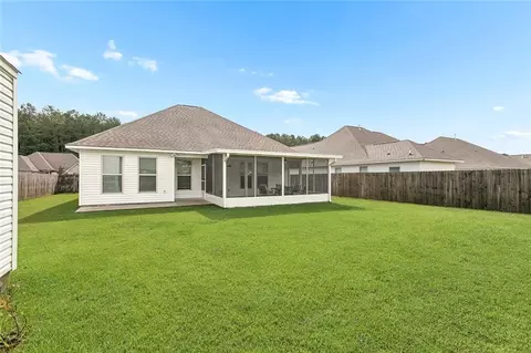 Exterior - 15593 Grassy Ln, Covington, LA 70435 photo 3 of 5