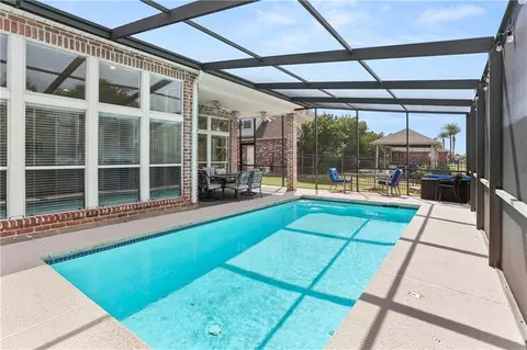 Exterior - 421 E Honors Point Ct, Slidell, LA 70458 photo 6 of 7