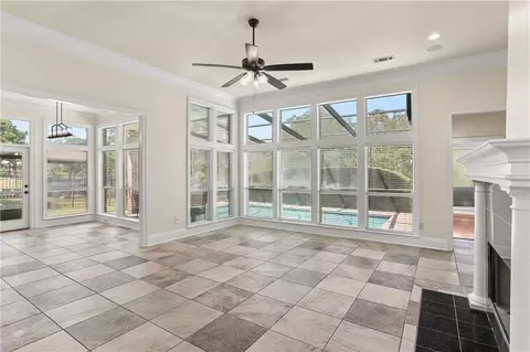 Living - 421 E Honors Point Ct, Slidell, LA 70458 photo 2 of 5