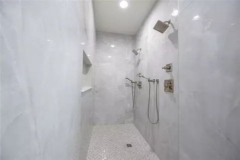 Bath - 207 Dutton Ct, Slidell, LA 70461 photo 5 of 13