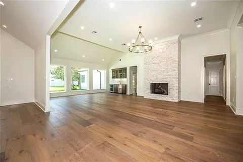 Living - 207 Dutton Ct, Slidell, LA 70461 photo 6 of 6