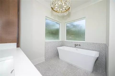 Bath - 207 Dutton Ct, Slidell, LA 70461 photo 6 of 13