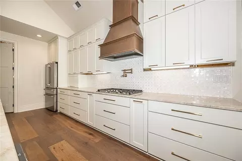 Kitchen - 207 Dutton Ct, Slidell, LA 70461 photo 4 of 7