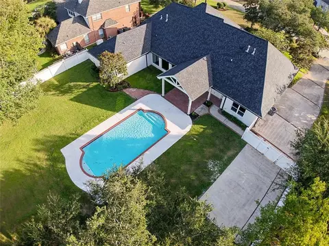 View/Area - 207 Dutton Ct, Slidell, LA 70461 photo 1 of 2