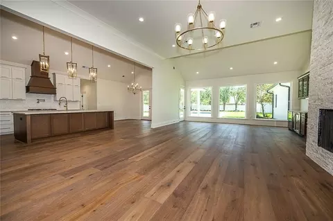 Living - 207 Dutton Ct, Slidell, LA 70461 photo 1 of 6