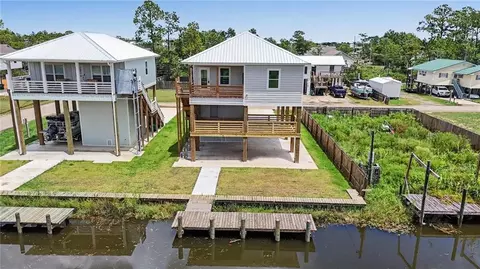 5049 Georgia St, Bay St Louis, MS 39520