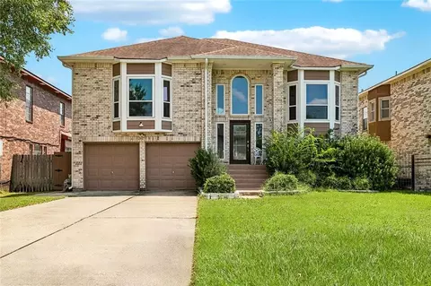341 Southwood Dr, Gretna, LA 70056