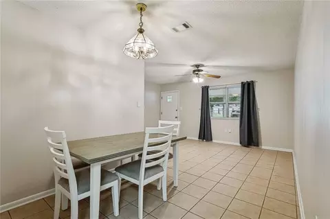 Dining - 2121 Oriole St, Slidell, LA 70460 photo 1 of 2