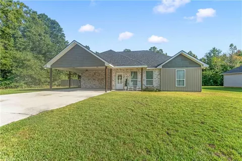 20439 Egret Rd, Ponchatoula, LA 70454