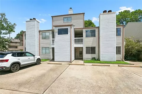 2828 Steamship Cir #A, River Ridge, LA 70123