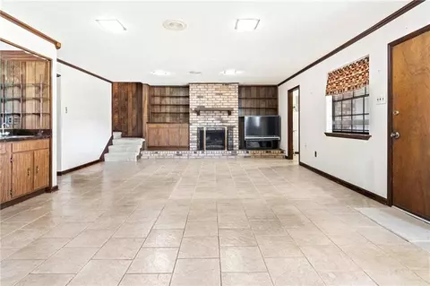 Living - 74 Androus Ave, Kenner, LA 70065 photo 1 of 1