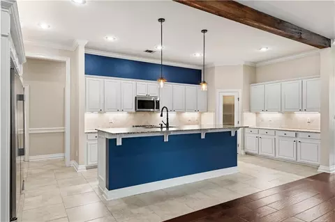 Kitchen - 23793 Carter Trce, Springfield, LA 70462 photo 1 of 3