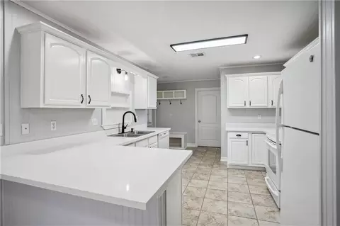 Kitchen - 2 Schill Ave, Kenner, LA 70065 photo 1 of 2