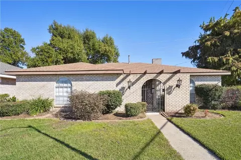 Exterior - 2 Schill Ave, Kenner, LA 70065 photo 2 of 5