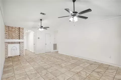 Living - 2 Schill Ave, Kenner, LA 70065 photo 6 of 6