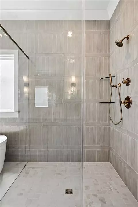 Bath - 4137 Endor Loop, Mandeville, LA 70448 photo 4 of 7
