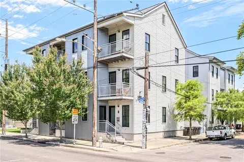3431 Chartres St #3, New Orleans, LA 70117