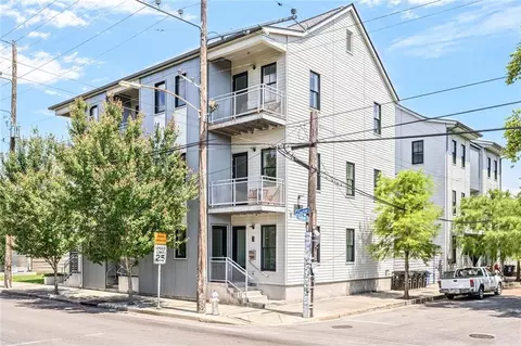 3431 Chartres St #3, New Orleans, LA 70117