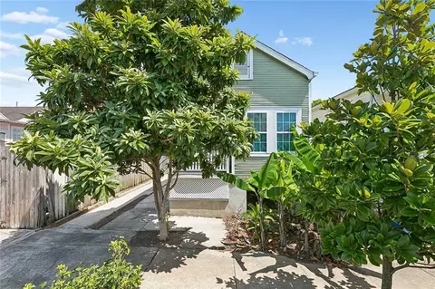 316 S Salcedo St, New Orleans, LA 70119