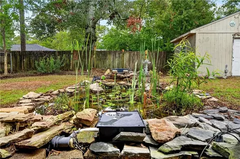 Exterior - 302 Somersset Dr, Slidell, LA 70458 photo 5 of 12