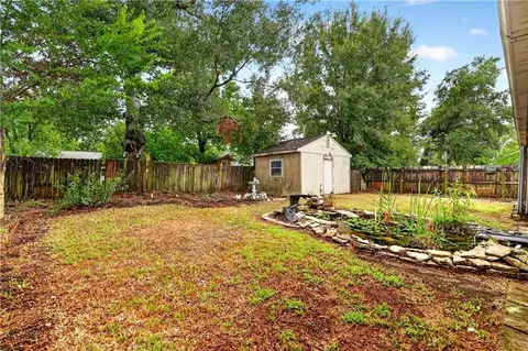 Exterior - 302 Somersset Dr, Slidell, LA 70458 photo 6 of 12