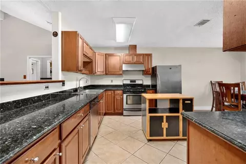 Kitchen - 302 Somersset Dr, Slidell, LA 70458 photo 5 of 5