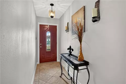 Entry Way - 302 Somersset Dr, Slidell, LA 70458 photo 1 of 2
