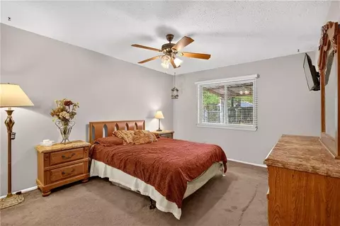 Bedroom - 302 Somersset Dr, Slidell, LA 70458 photo 4 of 4