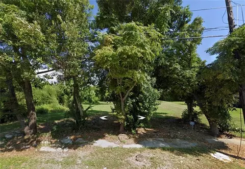 Lausat Street, Metairie, LA 70001