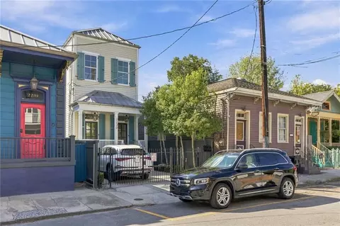 2230 Chartres St, New Orleans, LA 70117