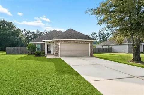48258 Labonte Ln, Tickfaw, LA 70466