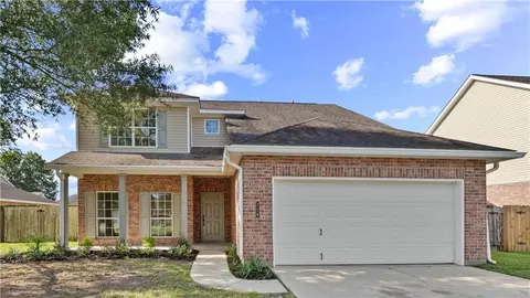 776 Solomon Dr, Covington, LA 70433