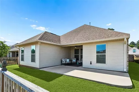 Exterior - 477 Tiger Ave, Covington, LA 70433 photo 2 of 3