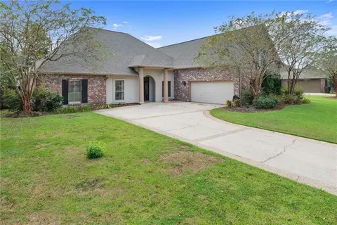 18167 Kenner Dr, Prairieville, LA 70769