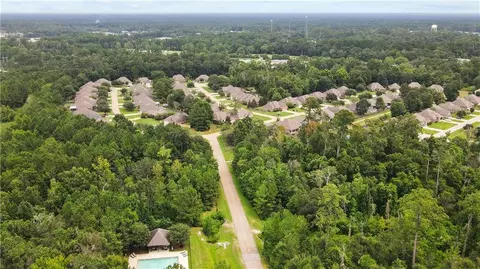 View/Area - 629 Woodburne Loop, Covington, LA 70433 photo 2 of 2