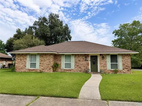 3818 Sarasota Dr, Baton Rouge, LA 70814