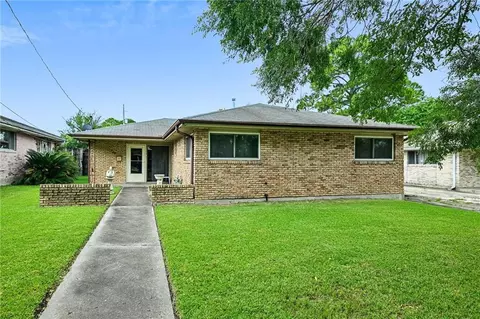 4516 Marque Dr, New Orleans, LA 70127