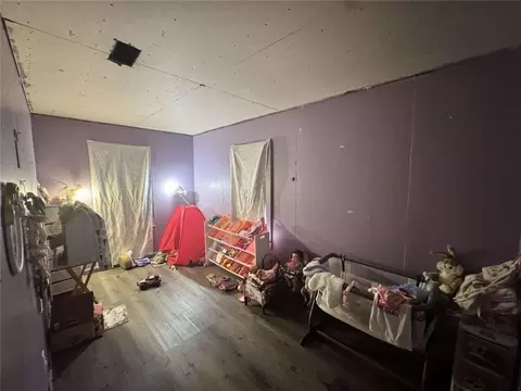 Bedroom - 20530 Carpenter Rd, Springfield, LA 70462 photo 1 of 5
