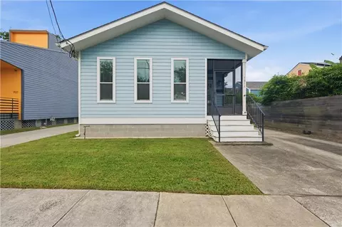 1813 Toledano St, New Orleans, LA 70115