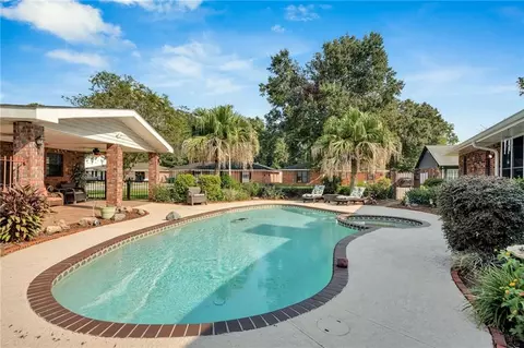 Exterior - 313 Santa Cruz Ct, Luling, LA 70070 photo 10 of 13