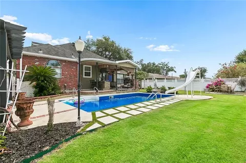Exterior - 573 Oak St, Norco, LA 70079 photo 5 of 5