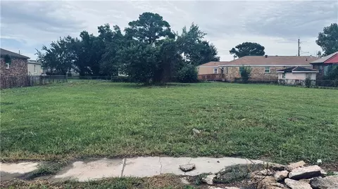 9127 Colapissa St, New Orleans, LA 70118