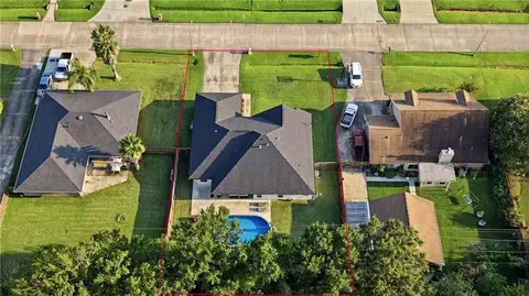 View/Area - 204 Laurel Ct, Luling, LA 70070 photo 3 of 5