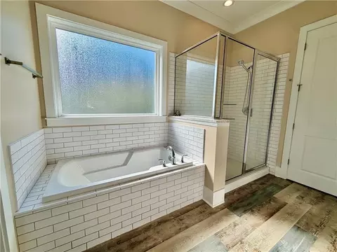 Bath - 1314 W 23rd Ave, Covington, LA 70433 photo 3 of 6