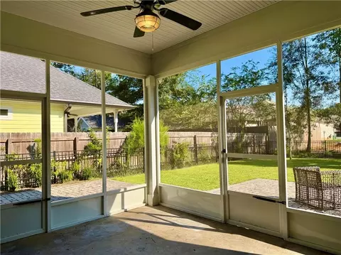 Exterior - 1314 W 23rd Ave, Covington, LA 70433 photo 2 of 10