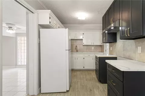 Kitchen - 227 Barton Ave, Luling, LA 70070 photo 1 of 2